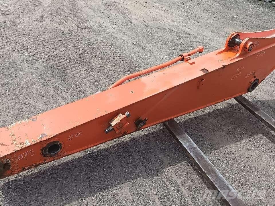 Fiat-Kobelco E 135 Otros componentes