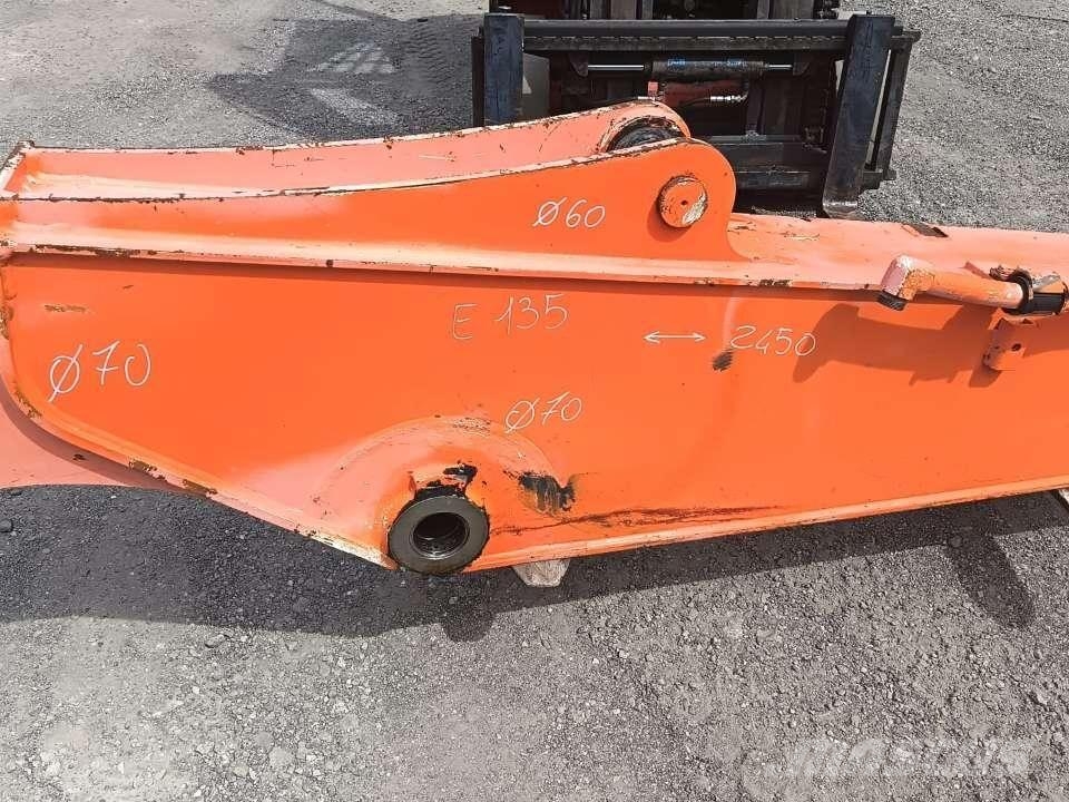 Fiat-Kobelco E 135 Otros componentes