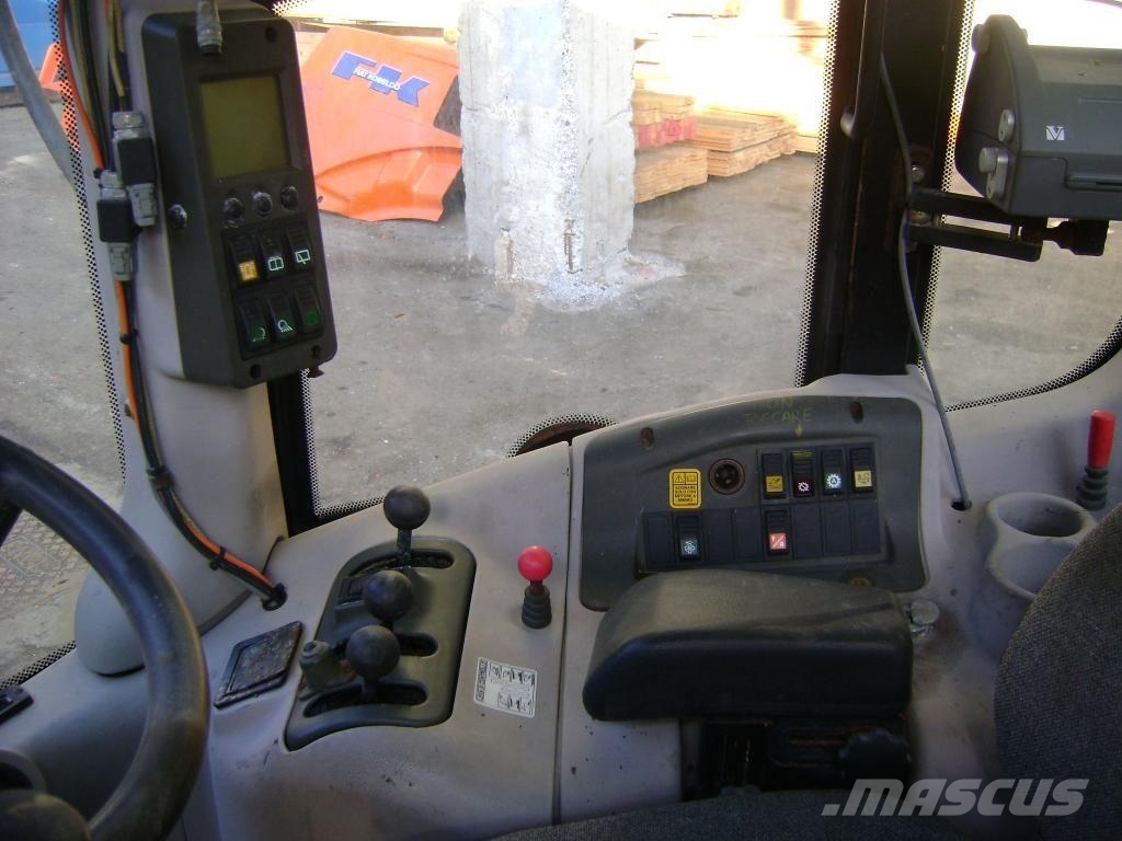 Fiat-Kobelco W 130 Evolution Cabinas e interior