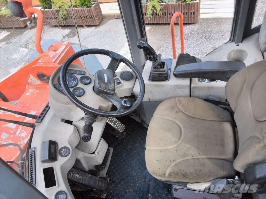 Hitachi LX 290 Wielladers
