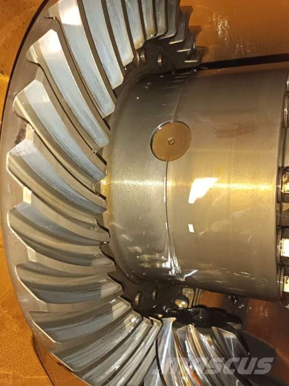 Hitachi ZW 250 Transmissie