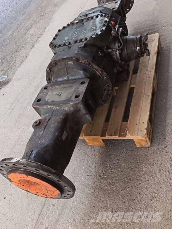 Hitachi ZW 250 Transmissie