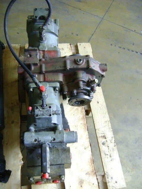 Komatsu Pw 130 트랜스미션