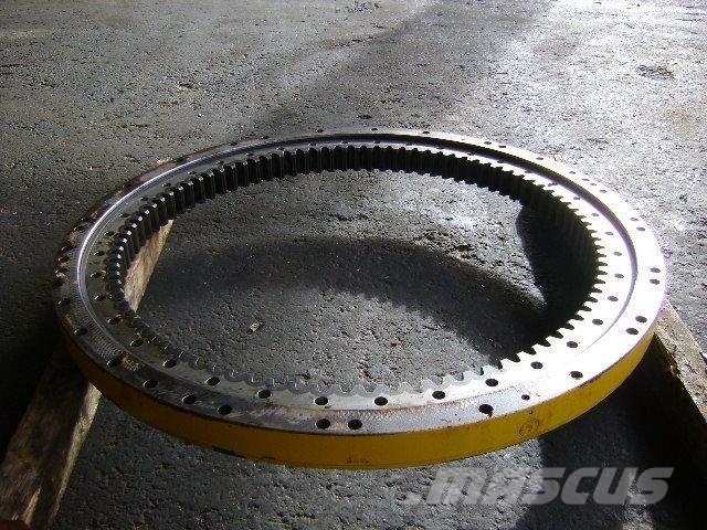 Komatsu Pw 130 Citas sastāvdaļas