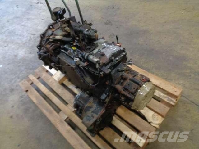 Mercedes-Benz U 406 Motory