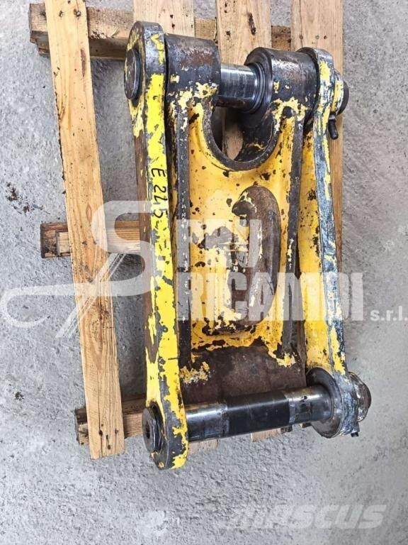 New Holland E 215/245 معدات النقل - غير ذلك