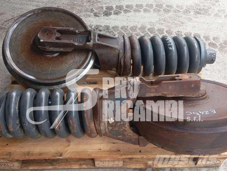New Holland E 245 C Šasija i vešenje