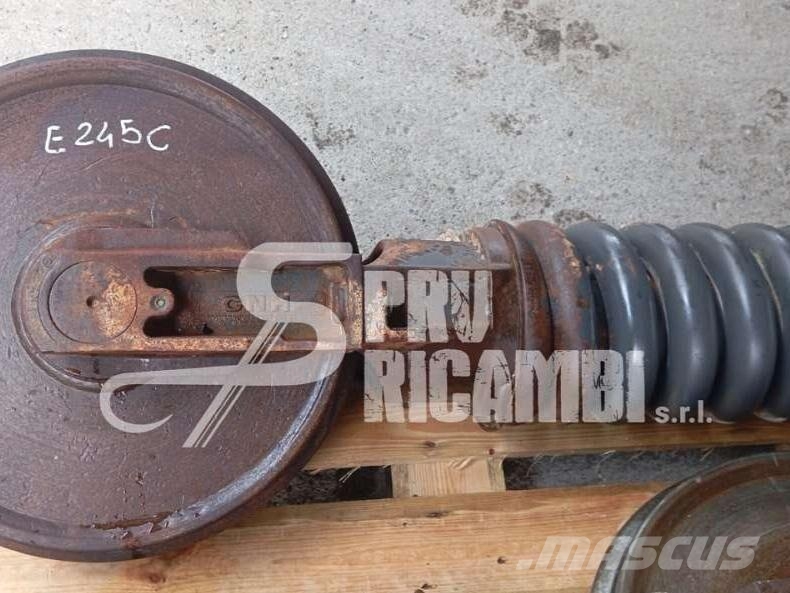 New Holland E 245 C Šasija i vešenje