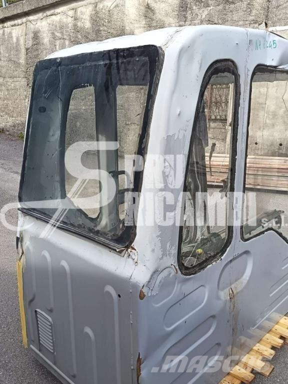 New Holland Serie E Cabinas e interior