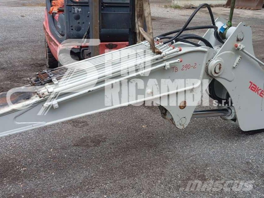 Takeuchi TB 290-2 Други компоненти