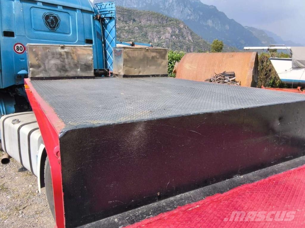  Umberto Piacenza S 36 P 1 Poluprikolice labudice