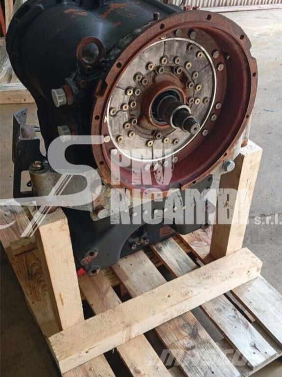 ZF 4 WG 190 Przekładnie i skrzynie biegów