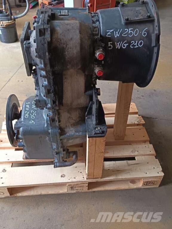 ZF 5 WG 210 Transmissie