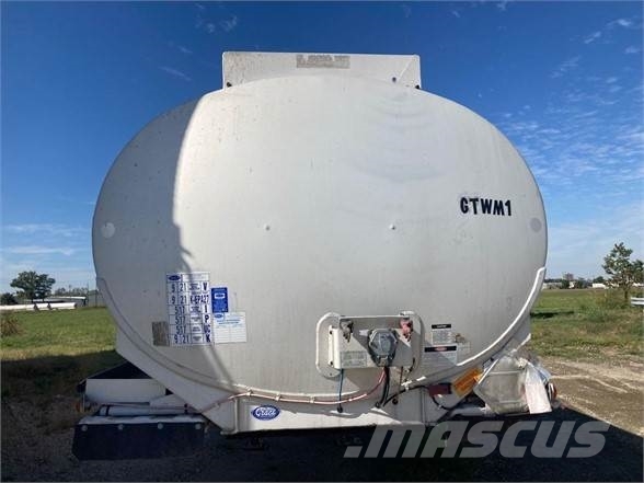 Fruehauf MC306 PETROLEUM TANKER 4 COMPARTMENT Tsistern poolhaagised