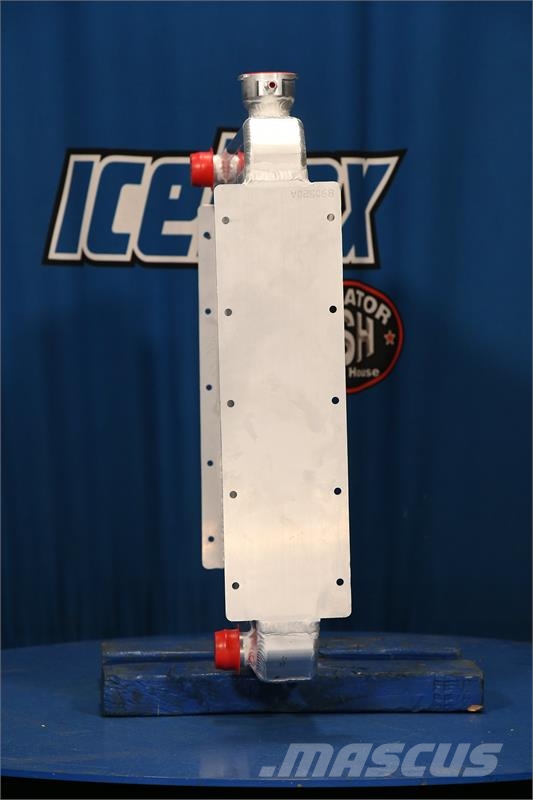 Advance Exterra Radiator # 890520 Radijatori