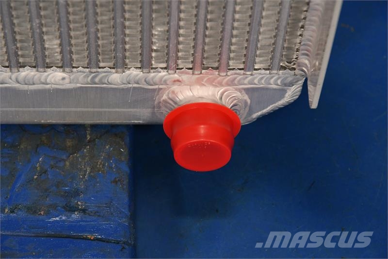 Advance Exterra Radiator # 890520 Radijatori