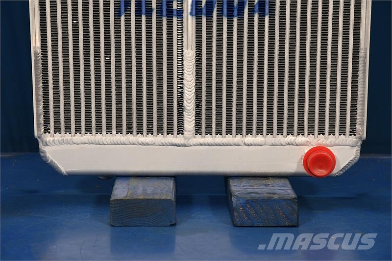 Advance Exterra Radiator # 890520 Radijatori