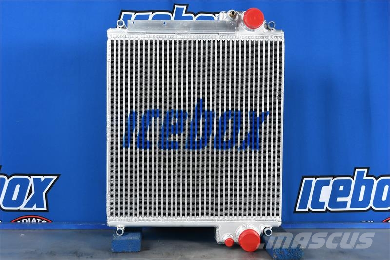 Agco 120 Radiator # 820272 مشعات