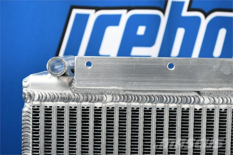 Agco 120 Radiator # 820272 مشعات