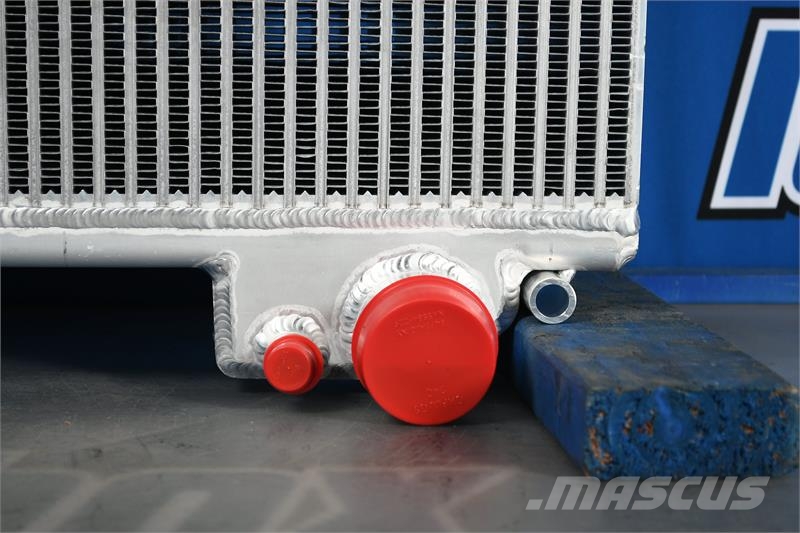 Agco 120 Radiator # 820272 مشعات