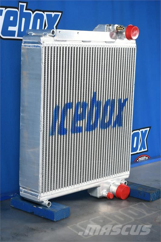 Agco 120 Radiator # 820272 مشعات