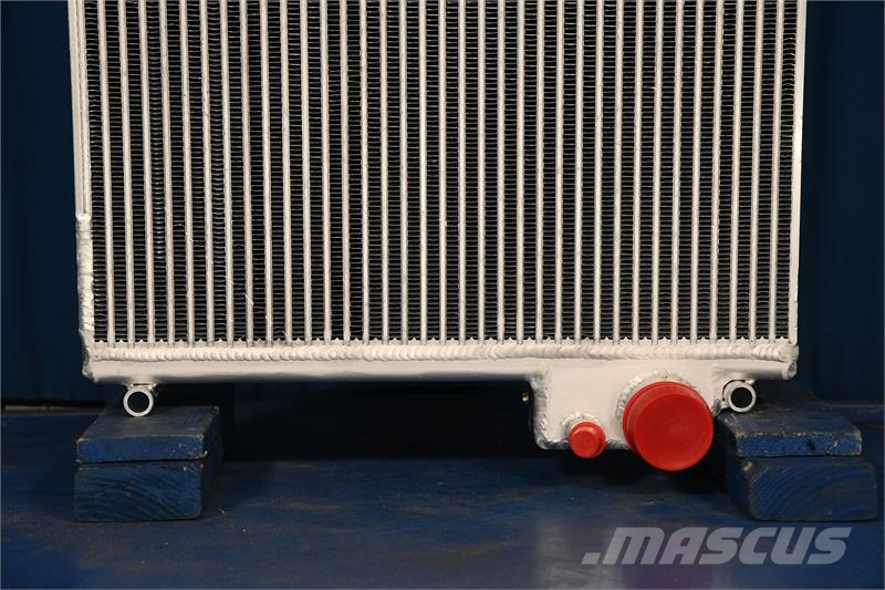 Agco RT135, RT150, Tractor Radiator # 820109 مشعات