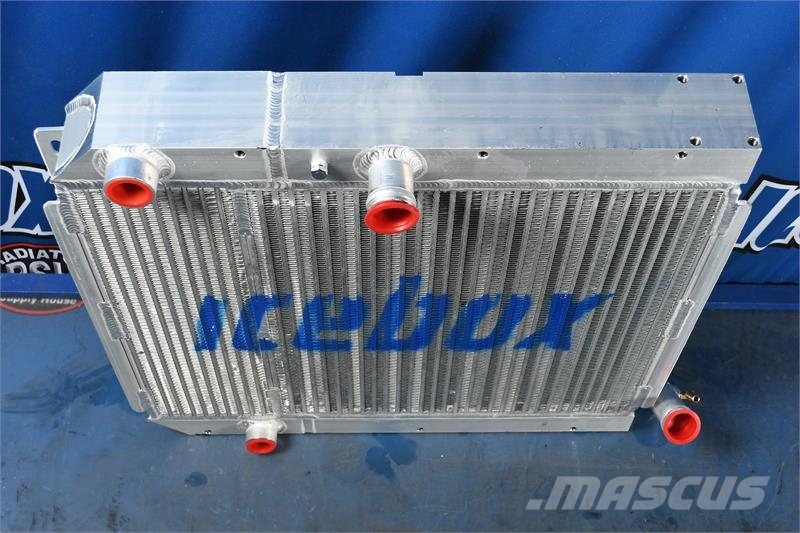 Agco Wrangler Oil Cooler # 820229 مشعات