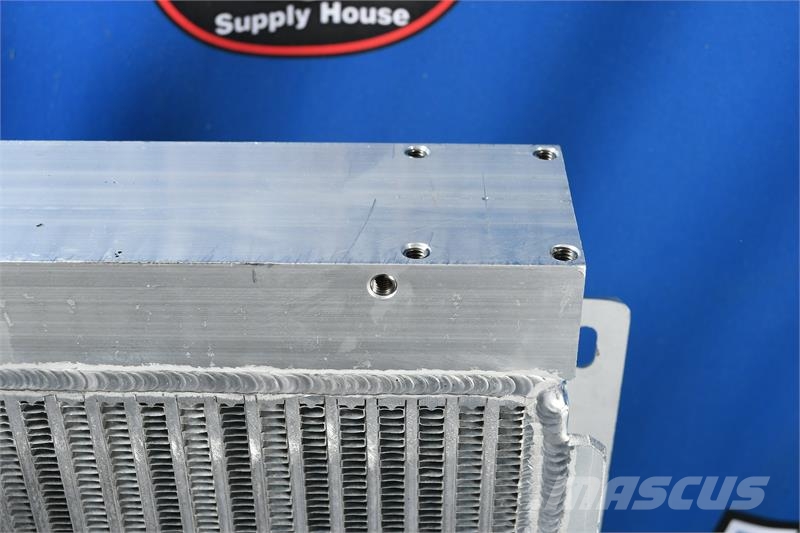 Agco Wrangler Oil Cooler # 820229 مشعات