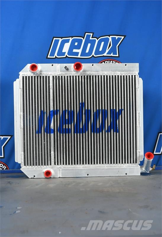 Agco Wrangler Oil Cooler # 820229 مشعات