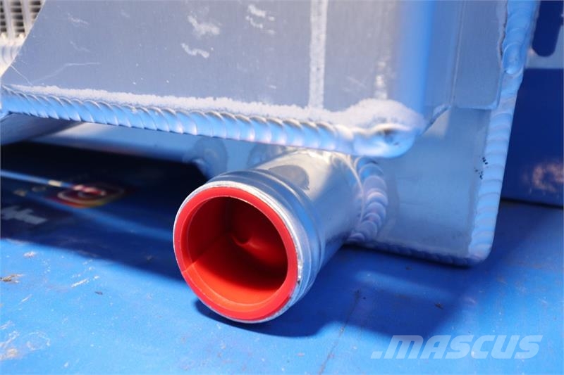 Allis Chalmers 200 Radiator # 820243 Radiadores