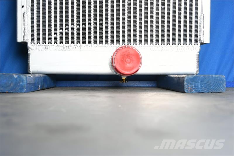 Bandit Radiator # 950189 مشعات