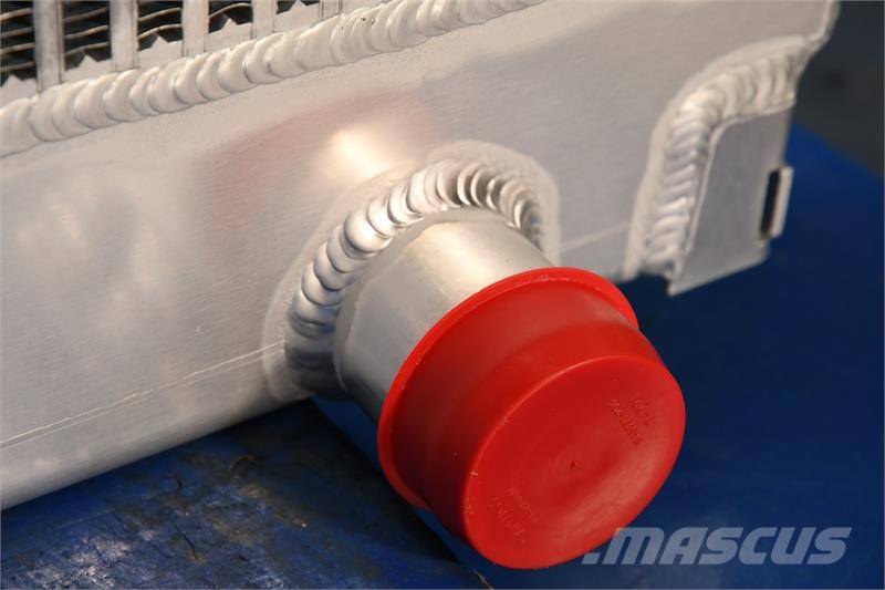 CASE 240 / CX210 Radiator # 845122 Radiadores