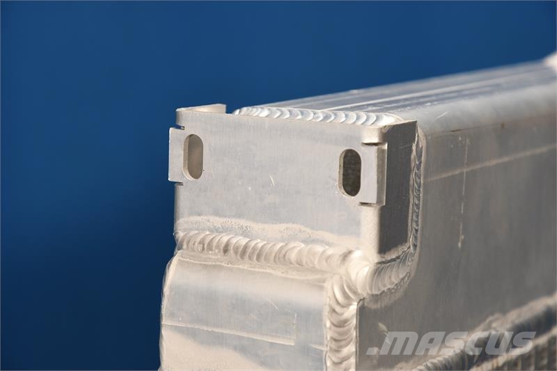 CASE 240 / CX210 Radiator # 845122 Radiadores