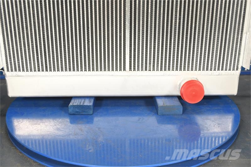 CASE 4420, 4430 Radiator # 845856 Radiadores