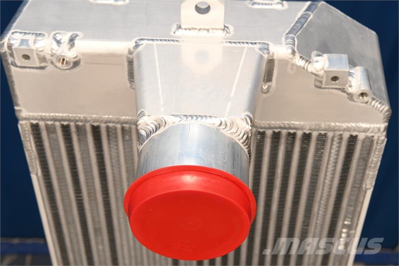 CASE 450, 470, 500, 550, 600 Charge Air Cooler # 910084 مشعات