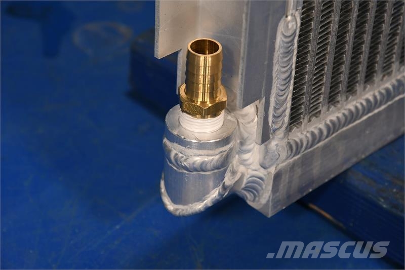 CASE 580 Super M Oil Cooler # 845158 مشعات