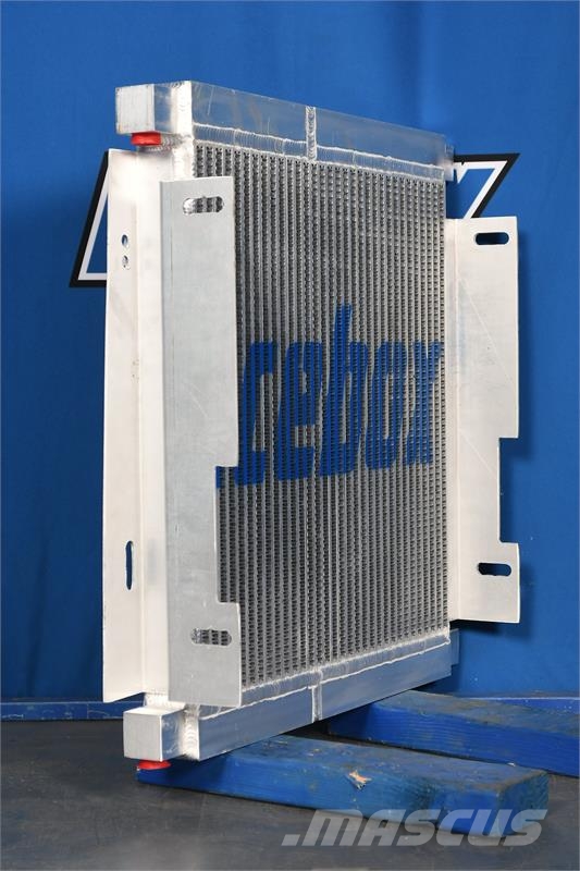 CASE 580M Serial 1 Oil Cooler # 845144 مشعات