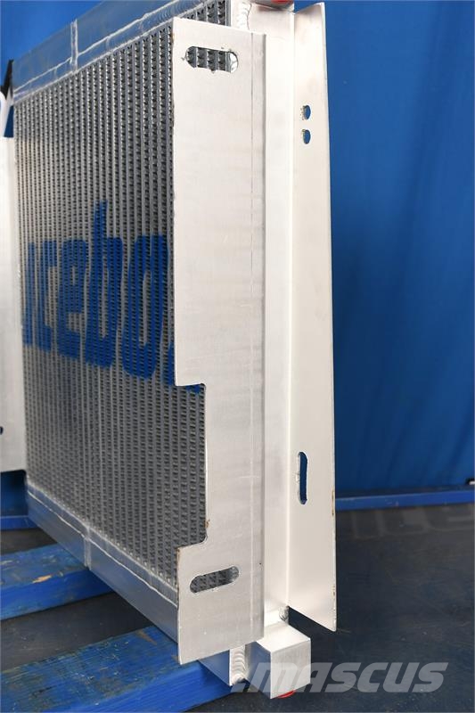 CASE 580M Serial 1 Oil Cooler # 845144 مشعات