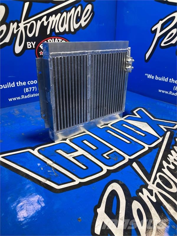 CASE 590 Super L AC Condenser # 845058 Radiadores