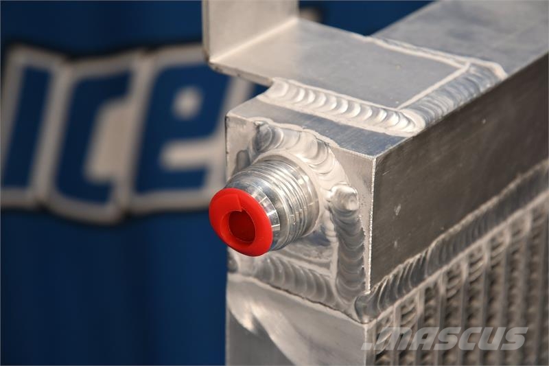 CASE 621, 621B Oil Cooler # 845172 Радиатори
