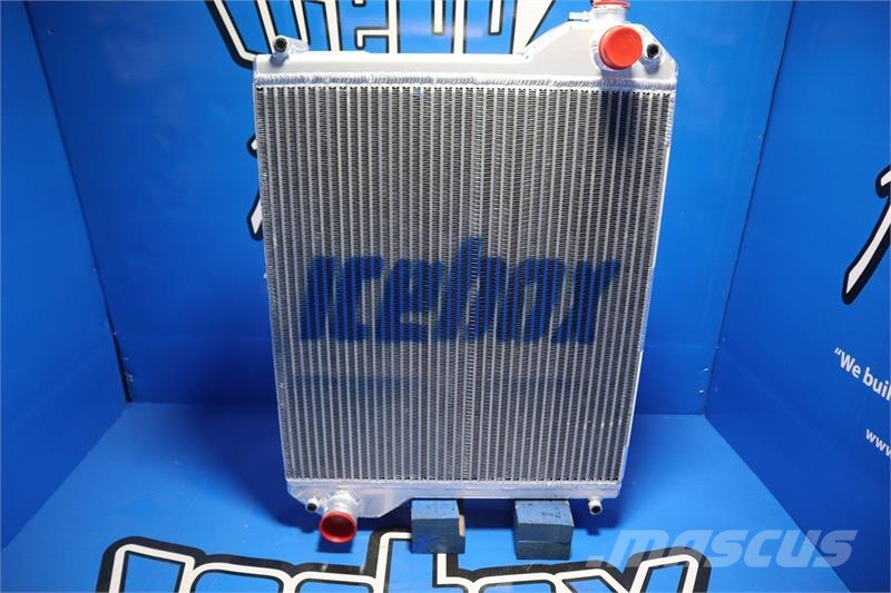 CASE 621 Radiator # 845252 مشعات