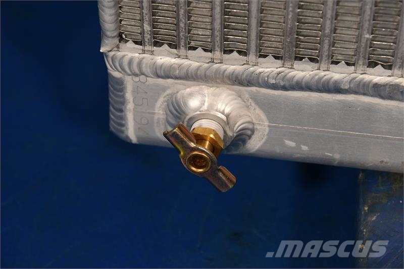 CASE 650 Radiator # 845194 Radiadores