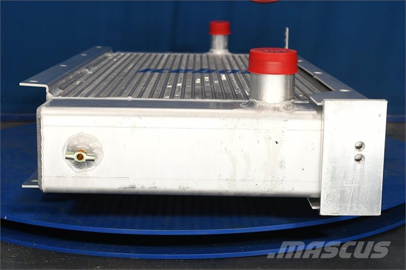 CASE 650G Radiator # 845094 Radiadores