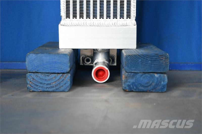 CASE 650K, 750K, 850K Oil Cooler # 845155 Radiadores