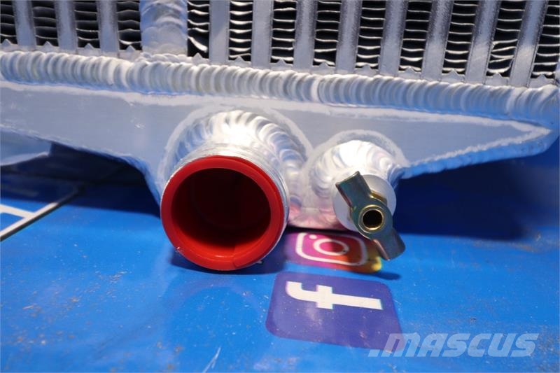 CASE 650L Radiator # 845847 Radiadores