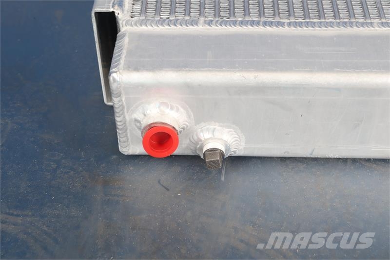 CASE 680L, 680k Radiator # 845096 مشعات