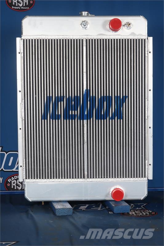 CASE 721B, 821B, 721C Radiator # 845105 Radiadores