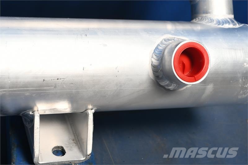CASE 821B Oil Cooler # 845152 Radiadores