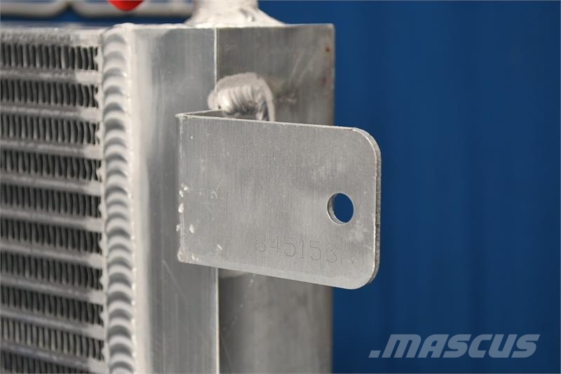 CASE 821E Oil Cooler # 845153 مشعات