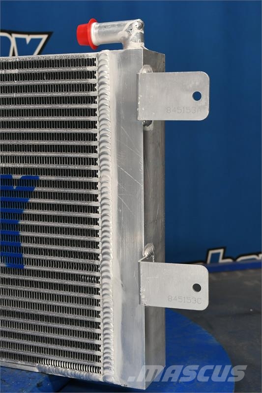 CASE 821E Oil Cooler # 845153 مشعات